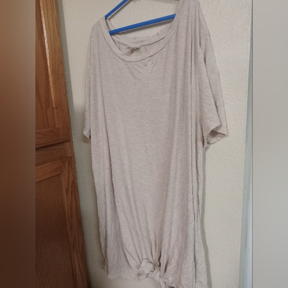 Time and tru beige maternity top size xxl